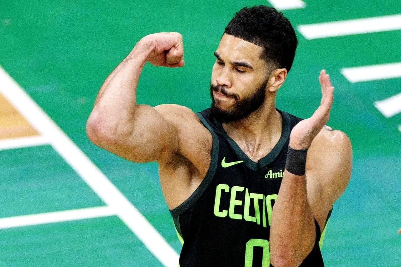 包含凯尔特人克服掘金，士气高昂的词条