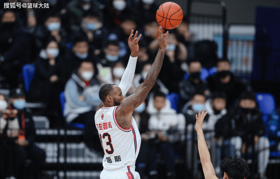 关于郑州龙城取得三分，球队士气旺盛，备战未来比赛的信息